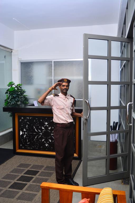 City Breeze By Amaranta Colombo Exterior photo