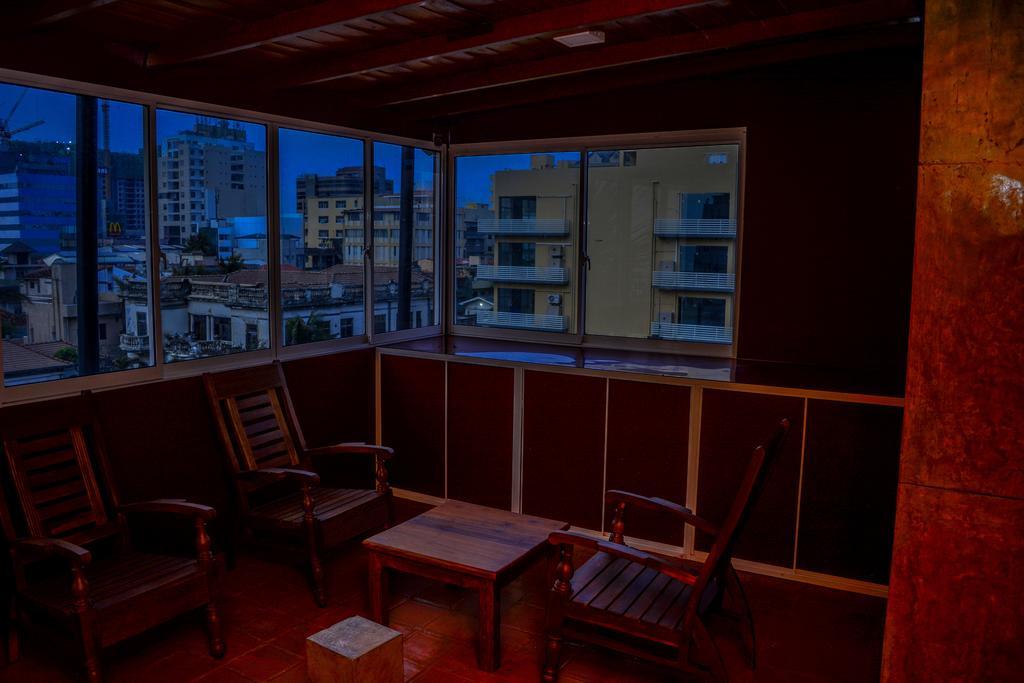 City Breeze By Amaranta Colombo Exterior photo